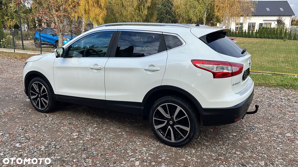 Nissan Qashqai 1.6 dCi 4 x 4 DPF tekna - 14