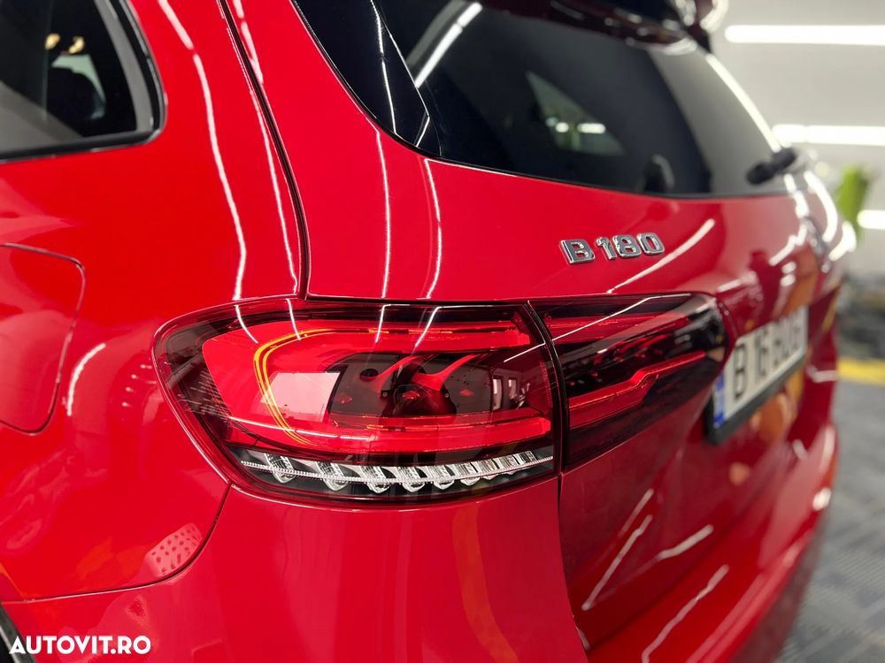 Mercedes-Benz B 180 - 18