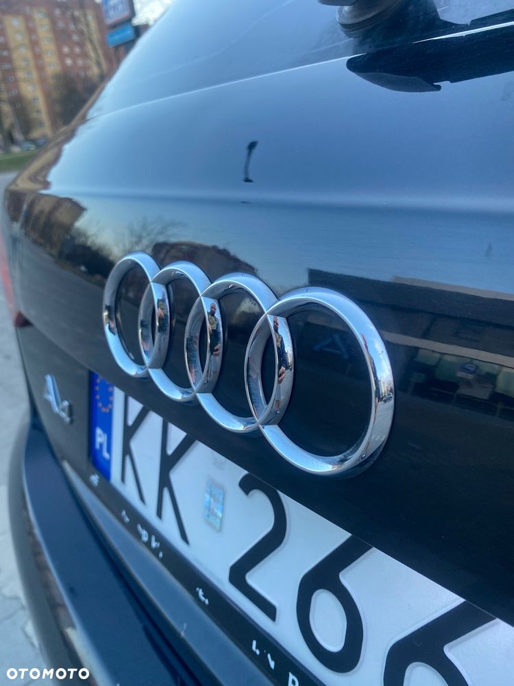 Audi A4 Avant 2.0 TDI - 14