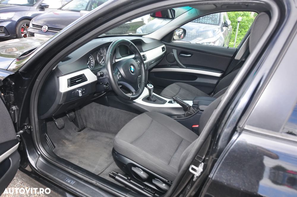 BMW Seria 3 320d - 7
