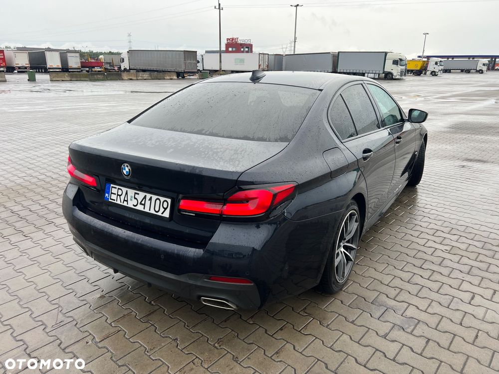BMW Seria 5 520d MHEV M Sport sport - 11