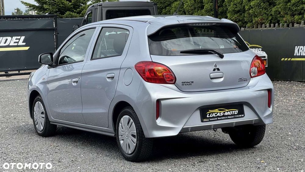 Mitsubishi Space Star - 9