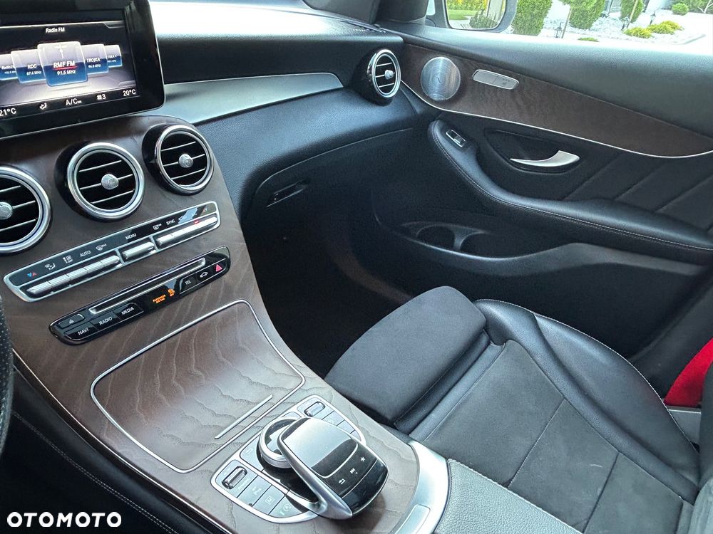 Mercedes-Benz GLC - 17