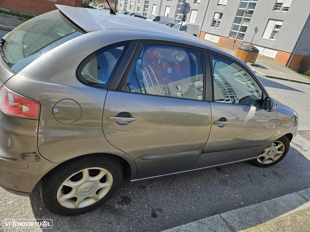 SEAT Ibiza 1.2 12V Passion - 2