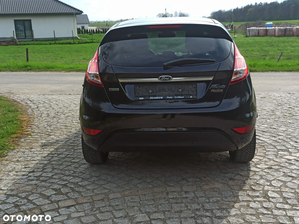 Ford Fiesta 1.0 EcoBoost Titanium - 4