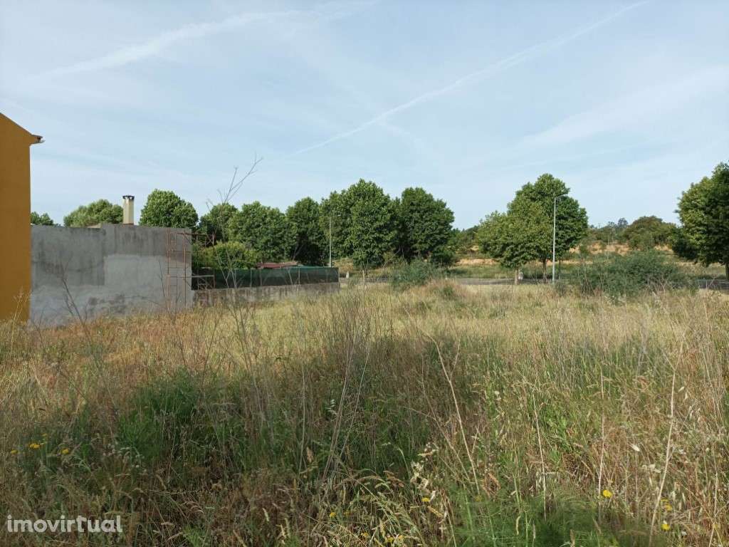 Terreno Urbano para construção, junto a Escola B 2,3 / Secundaria d... - Grande imagem: 2/11