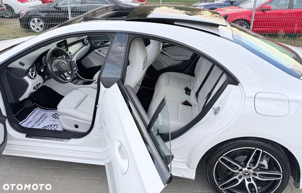 Mercedes-Benz CLA - 8