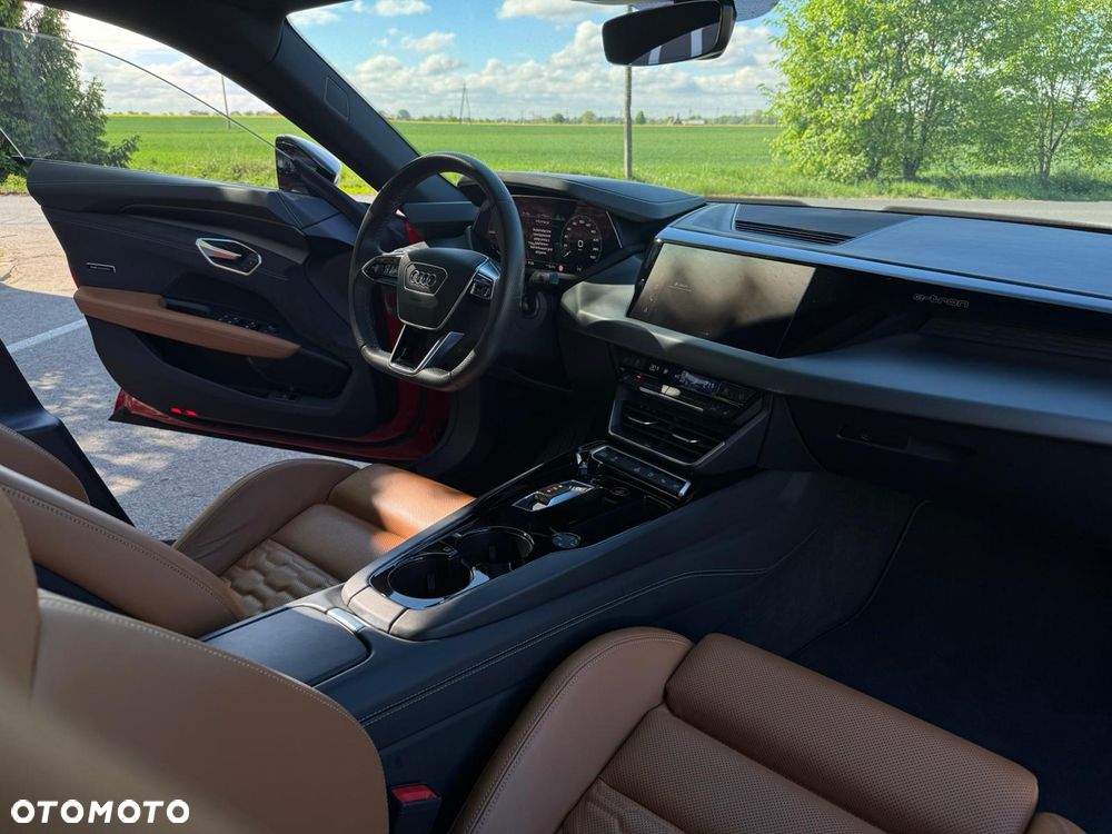 Audi e-tron S Quattro - 14