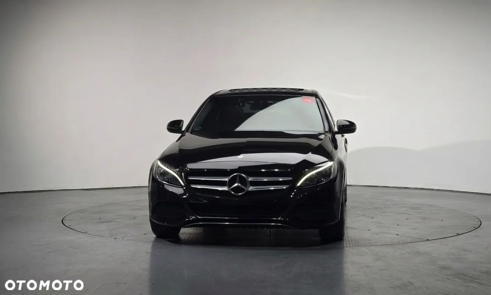 Mercedes-Benz Klasa C 300 7G-TRONIC AMG Line - 4