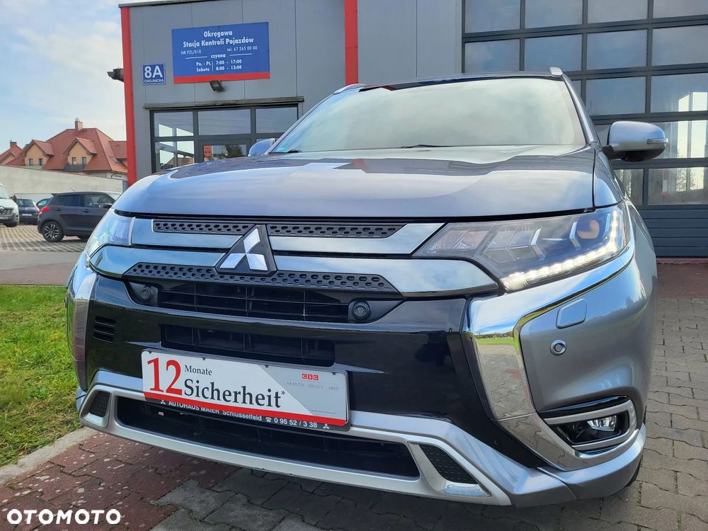 Mitsubishi Outlander 2.4 4WD Diamant+ - 1