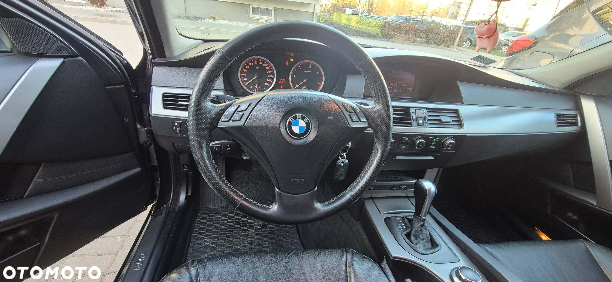 BMW Seria 5 520d Touring - 8