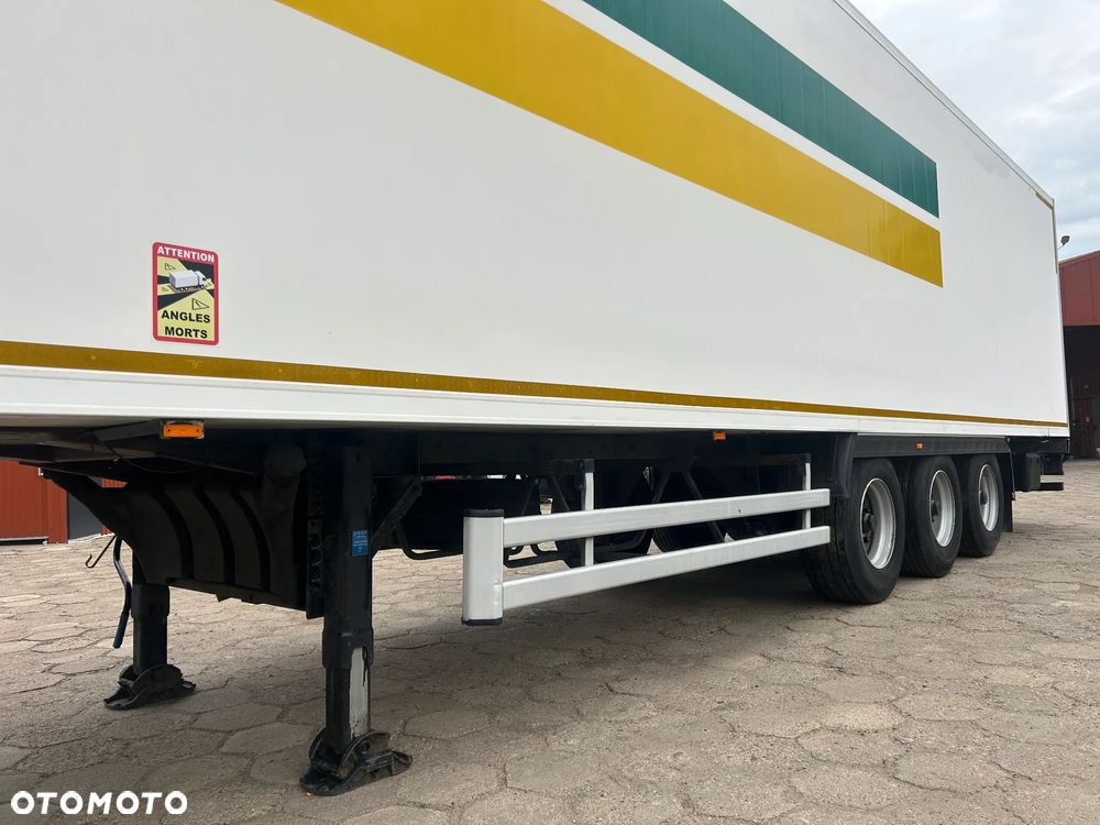 Schmitz Cargobull LAMBERET THERMO KING SL / GRUBA ŚCIANA 7 CM / OŚ PODNOSZONA / SPRAWNA CHŁODZI i GRZEJE BEZ PROBLEMU / HAMULCE TARCZOWE / 2007 ROK !! - 13