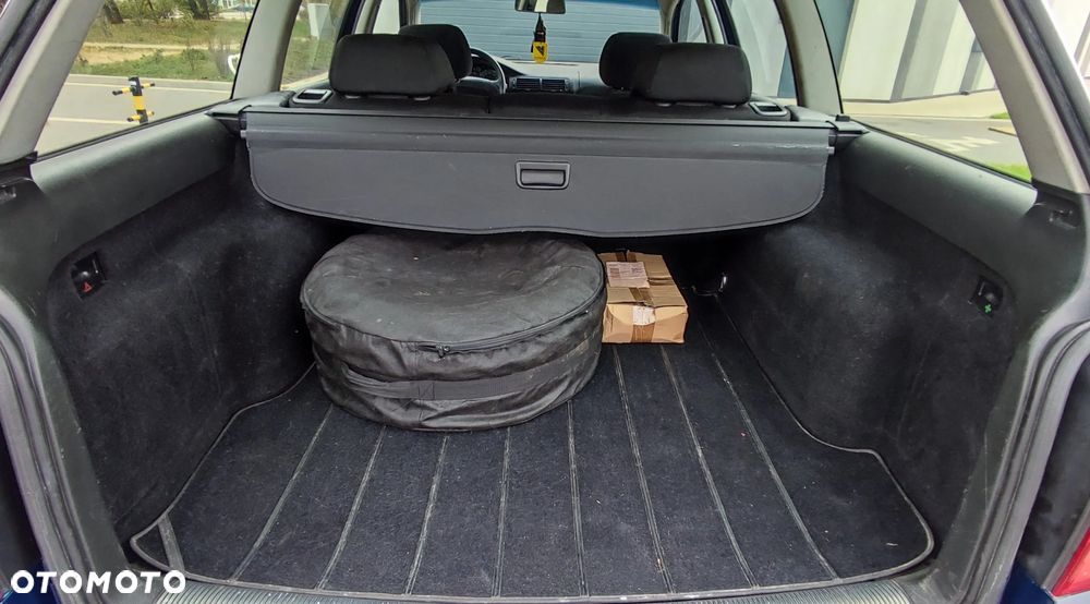Volkswagen Passat 2.0 Comfortline - 22