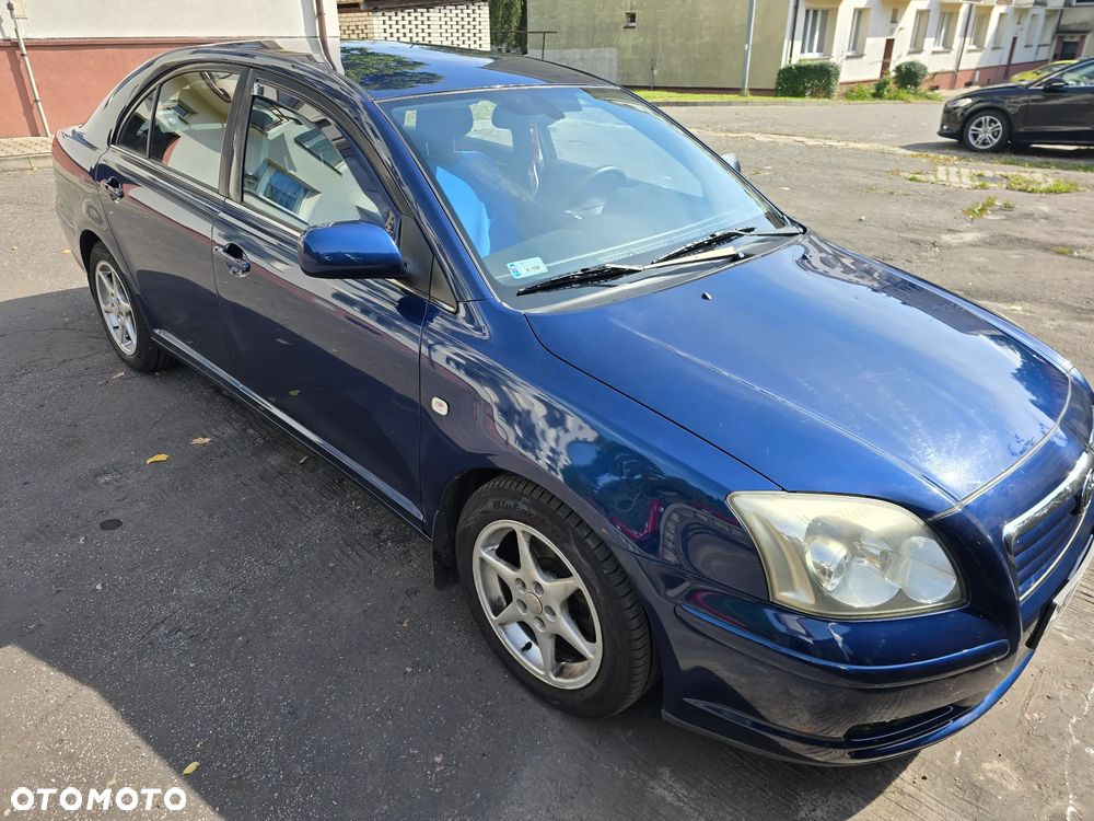 Toyota Avensis 1.8 VVT-i - 4