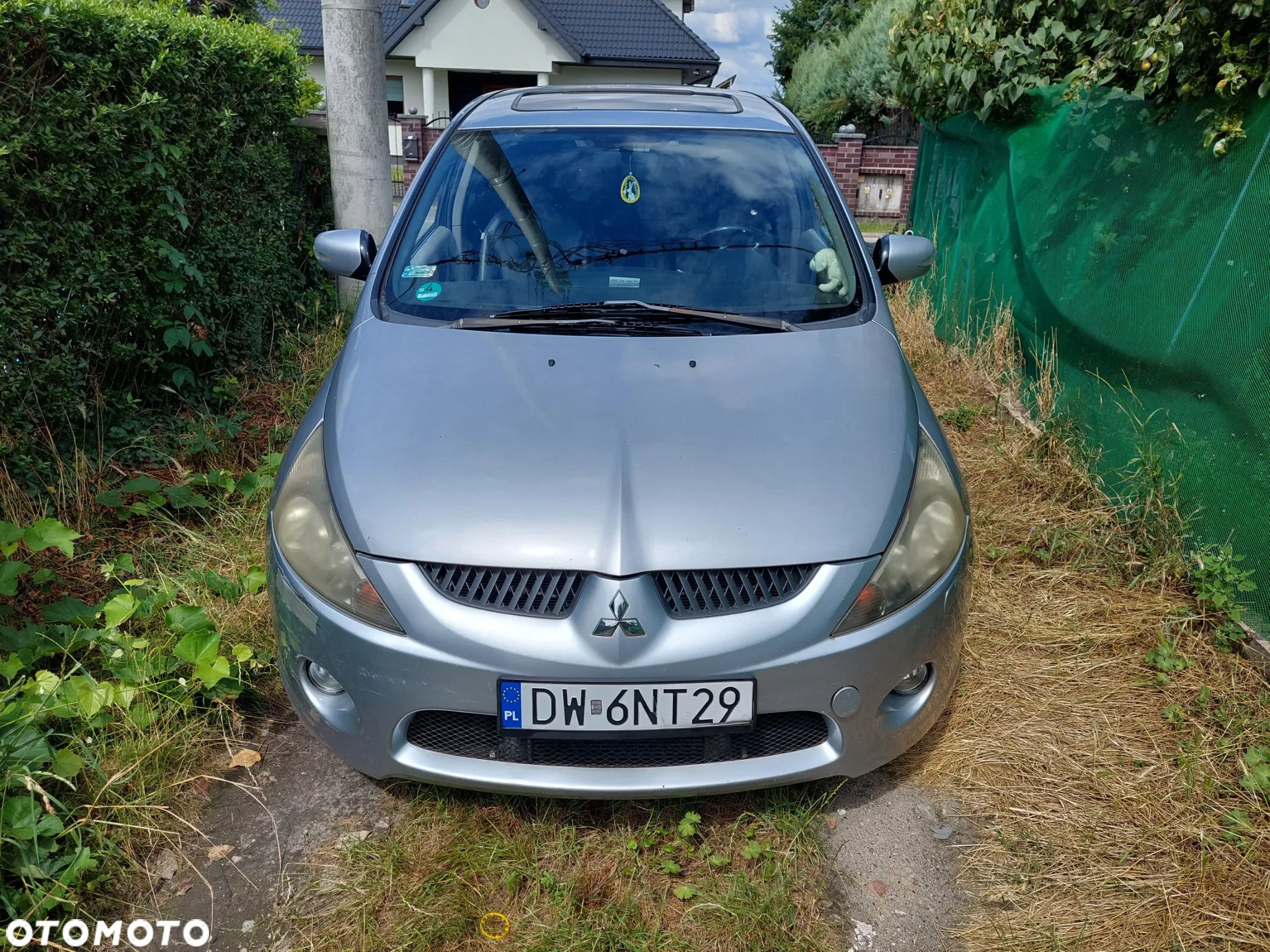 Mitsubishi Grandis 2.0 DI-D 6-Sitzer Intense - 1