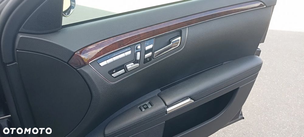 Mercedes-Benz Klasa S 350 7G-TRONIC - 30