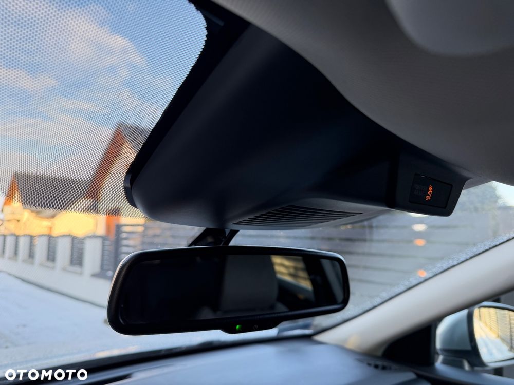 Nissan Qashqai 1.3 DIG-T N-Connecta - 33