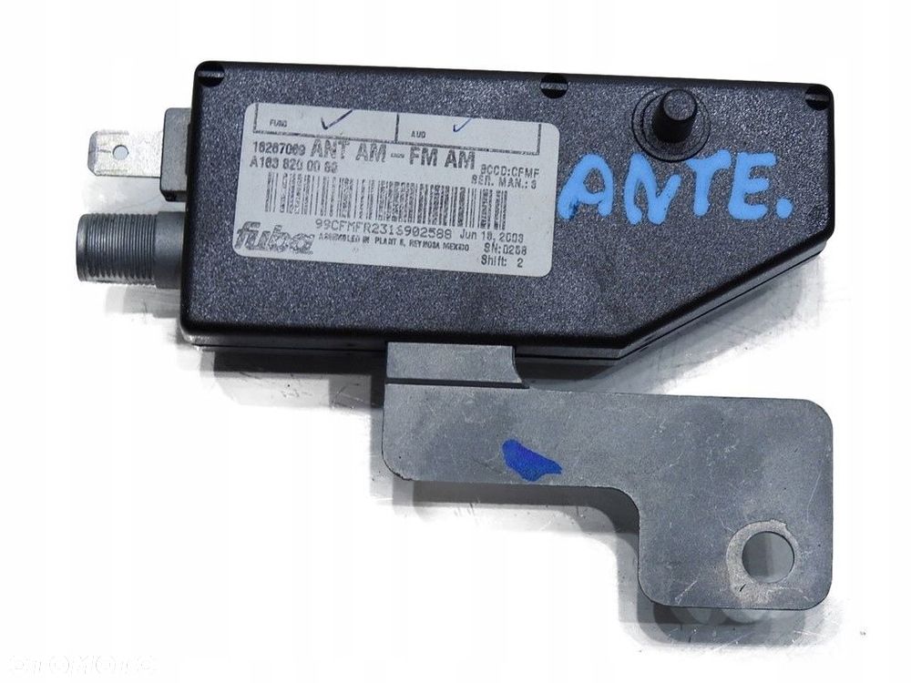 WZMACNIACZ ANTENY MERCEDES ML W163 A1638200089 - 1