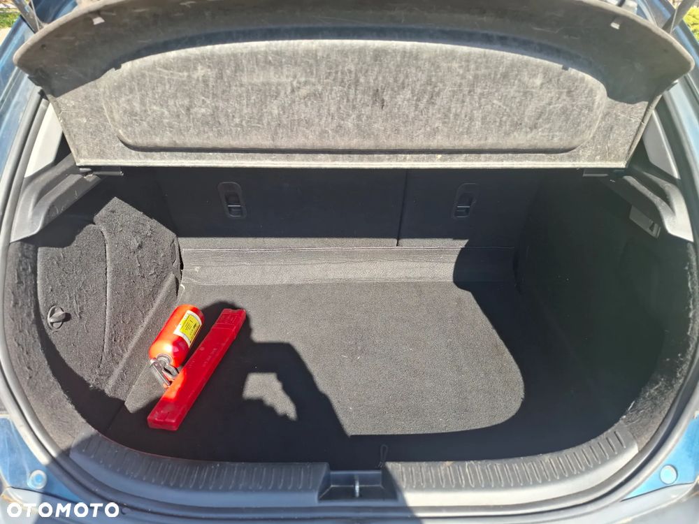 Mazda 3 2.0 CD Sport DPF Active - 9