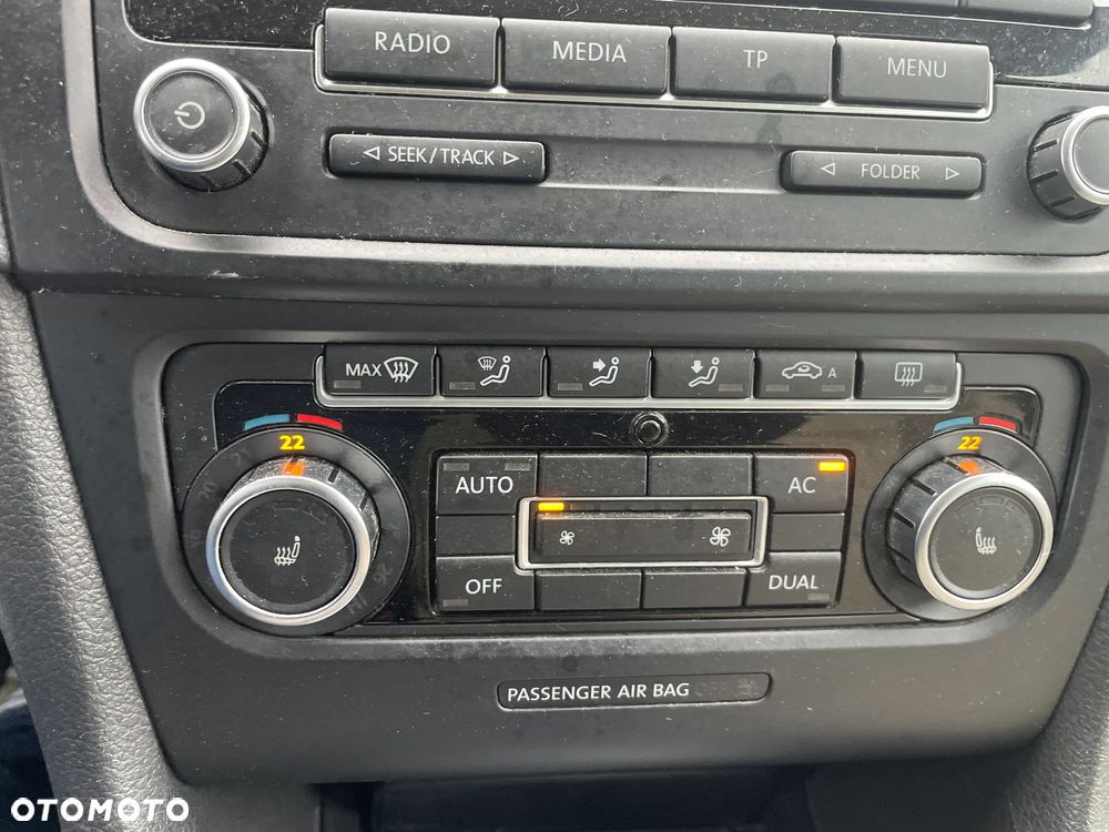 Volkswagen Golf 2.0 TDI DPF DSG Comfortline - 21