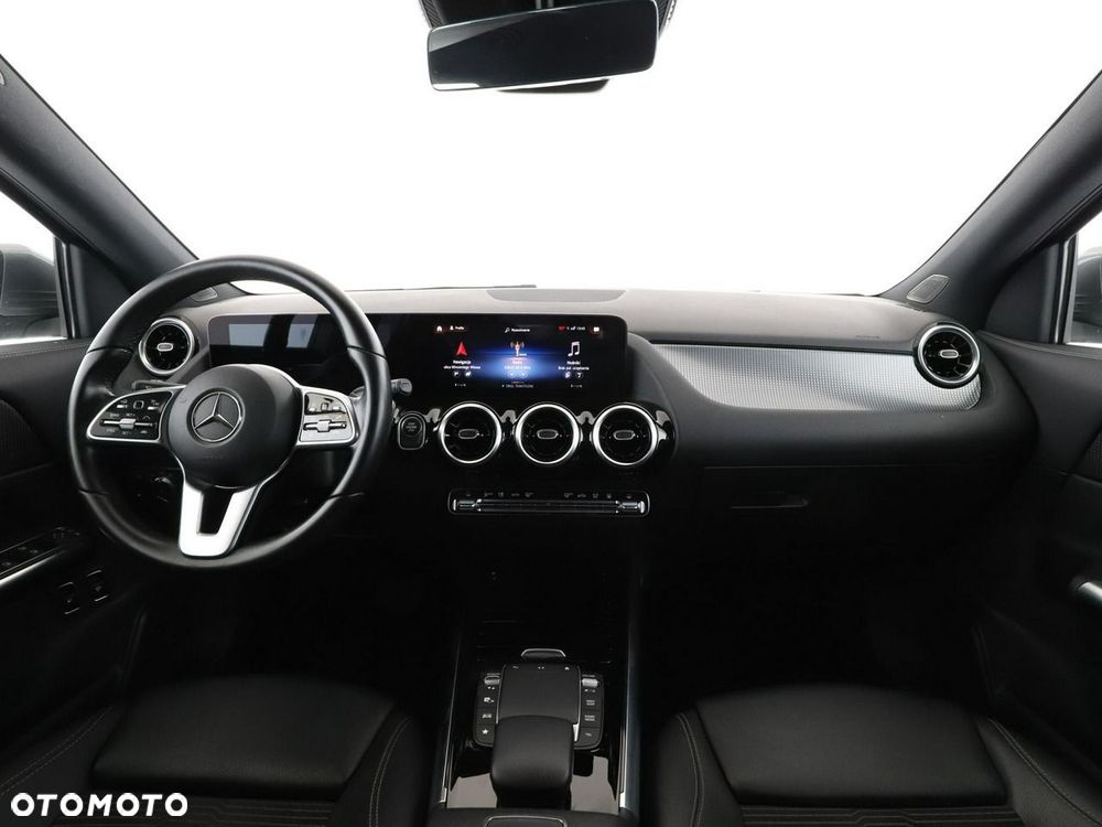 Mercedes-Benz GLA 250 e PHEV Progressive 8G-DCT - 16