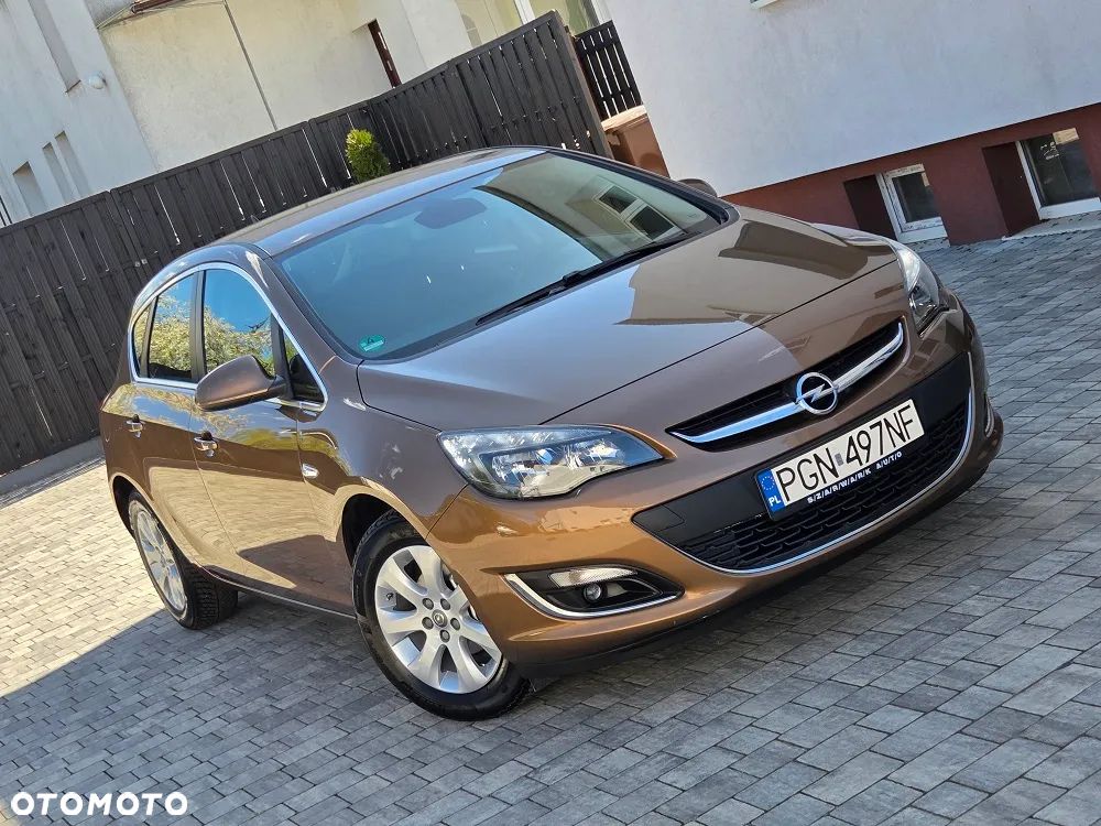 Opel Astra 1.6 Exklusiv - 34