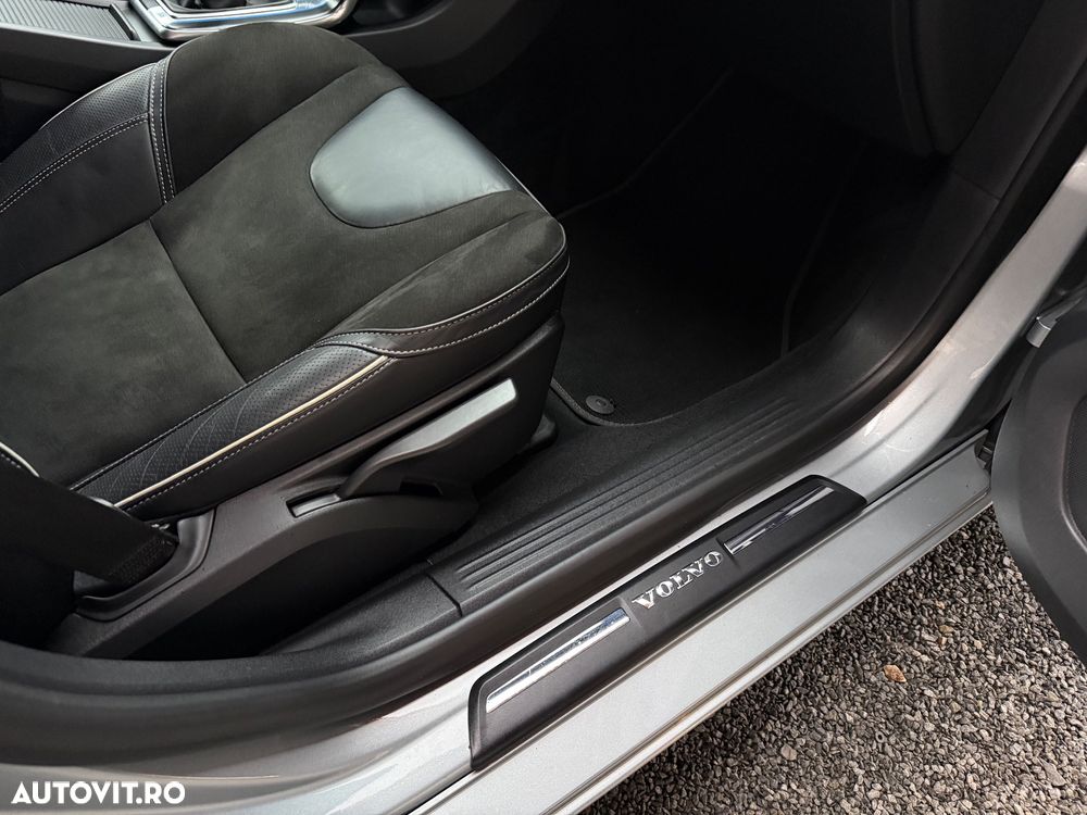 Volvo V40 D2 R Design - 26