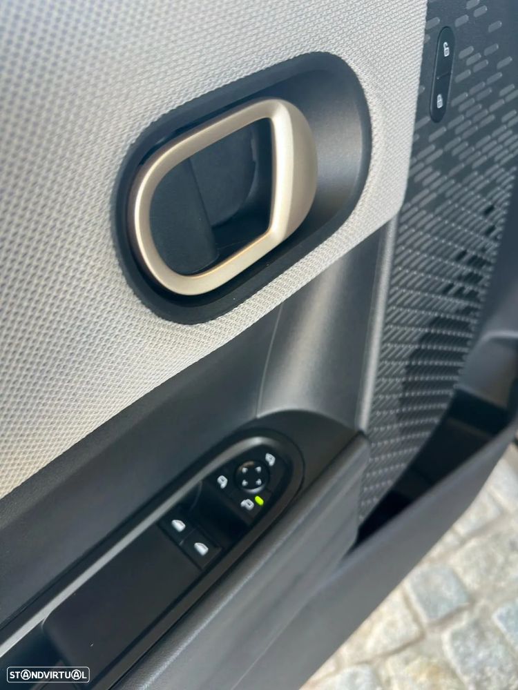 MINI 3 Portas Cooper C Favoured M - 22