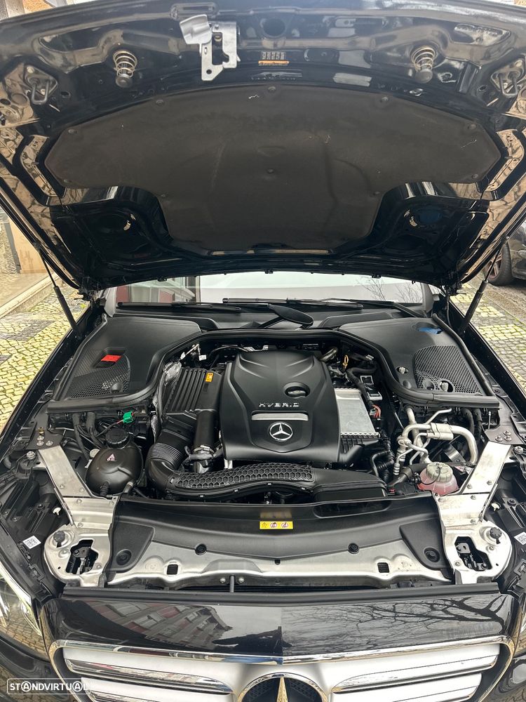 Mercedes-Benz E 300 e AMG Line - 21