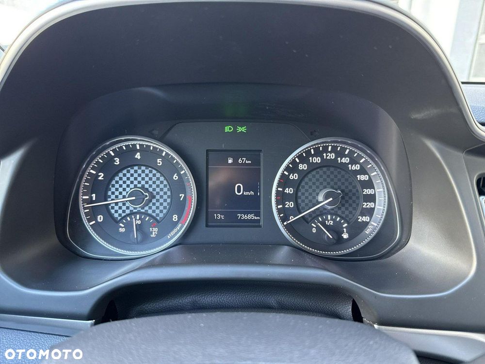 Hyundai Elantra 1.6 Comfort Premiere - 19
