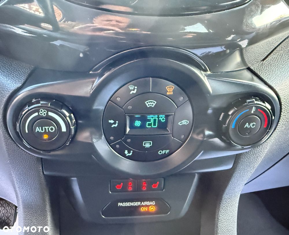 Ford EcoSport 1.5 EcoBlue TITANIUM - 20