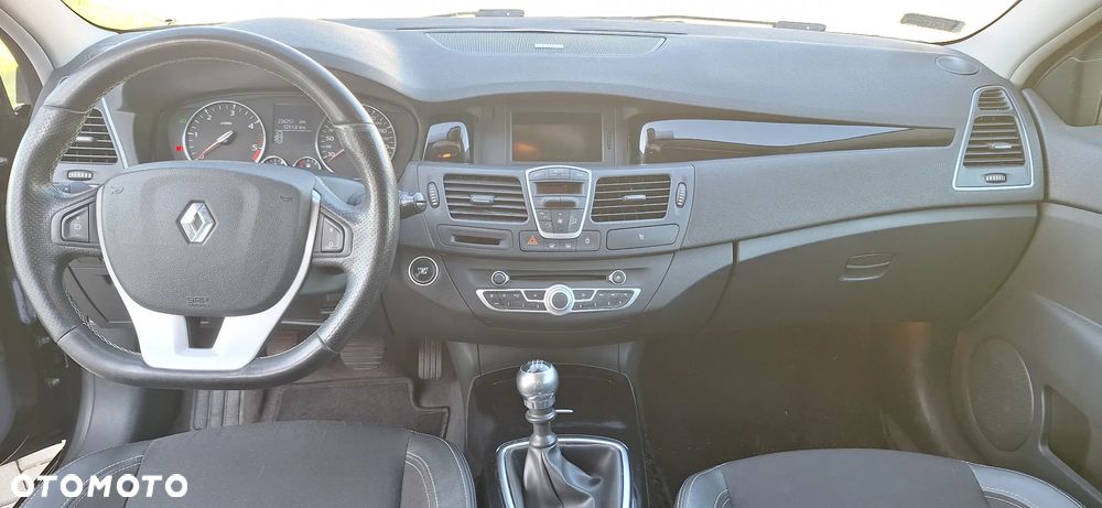 Renault Laguna 2.0 dCi Bose Edition - 13