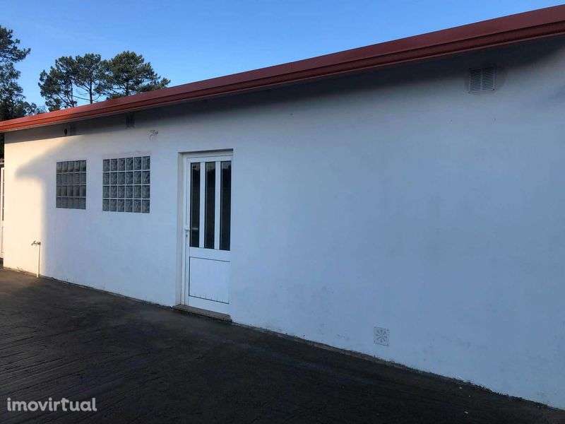 Pequena moradia T0 para arrendamento em Mujães - Viana do Castelo - Grande imagem: 5/5