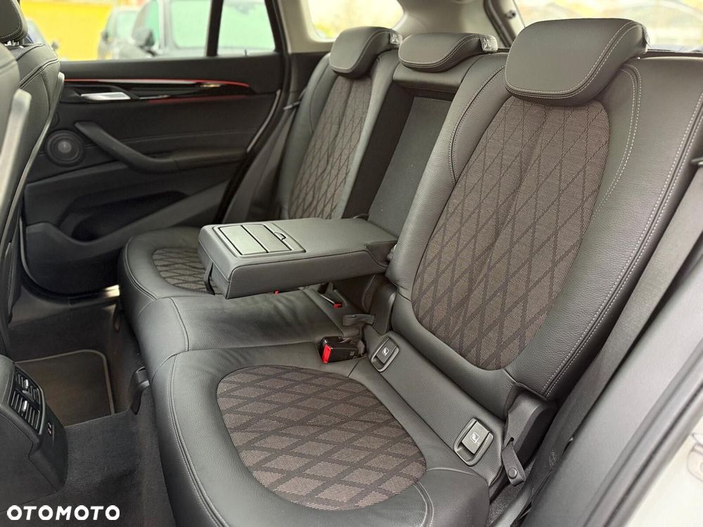 BMW X1 xDrive20i GPF xLine - 20