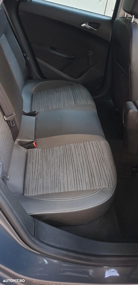 Opel Astra 1.6 CDTI DPF ecoFLEX Sports TourerStart/Stop Edition - 9