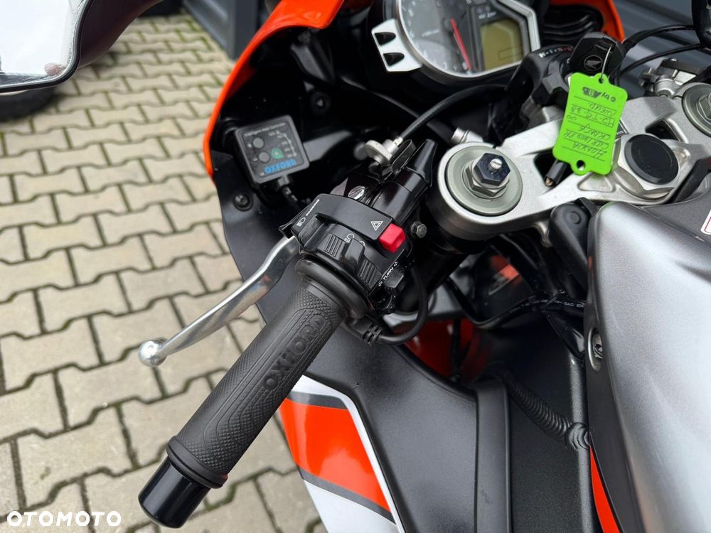 Honda CBR - 19