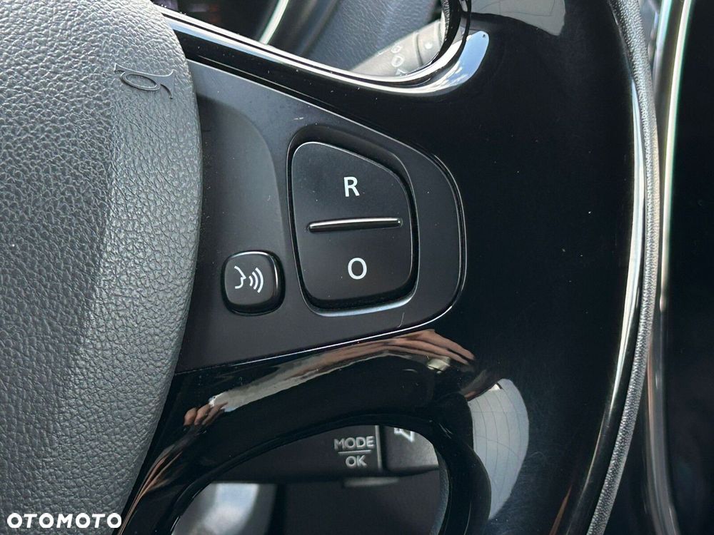 Renault Captur 1.2 Energy TCe Limited EDC - 22