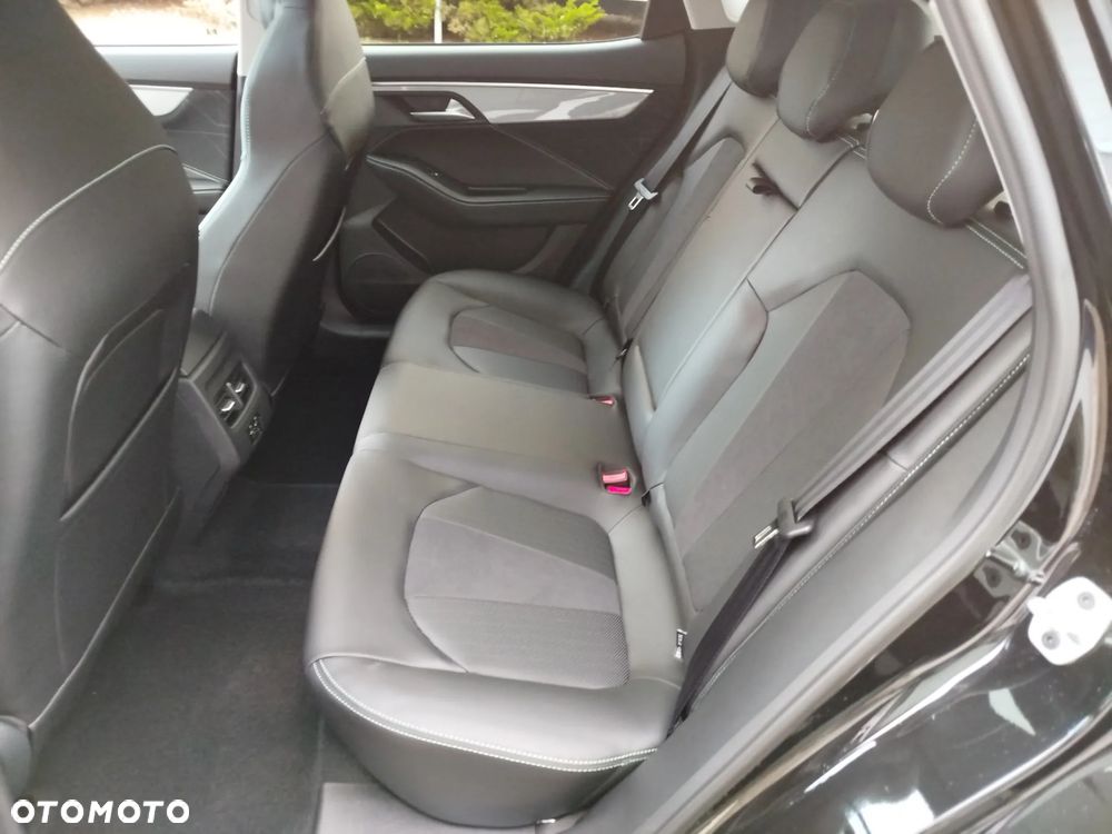 JAC J7 Plus CVT - 19