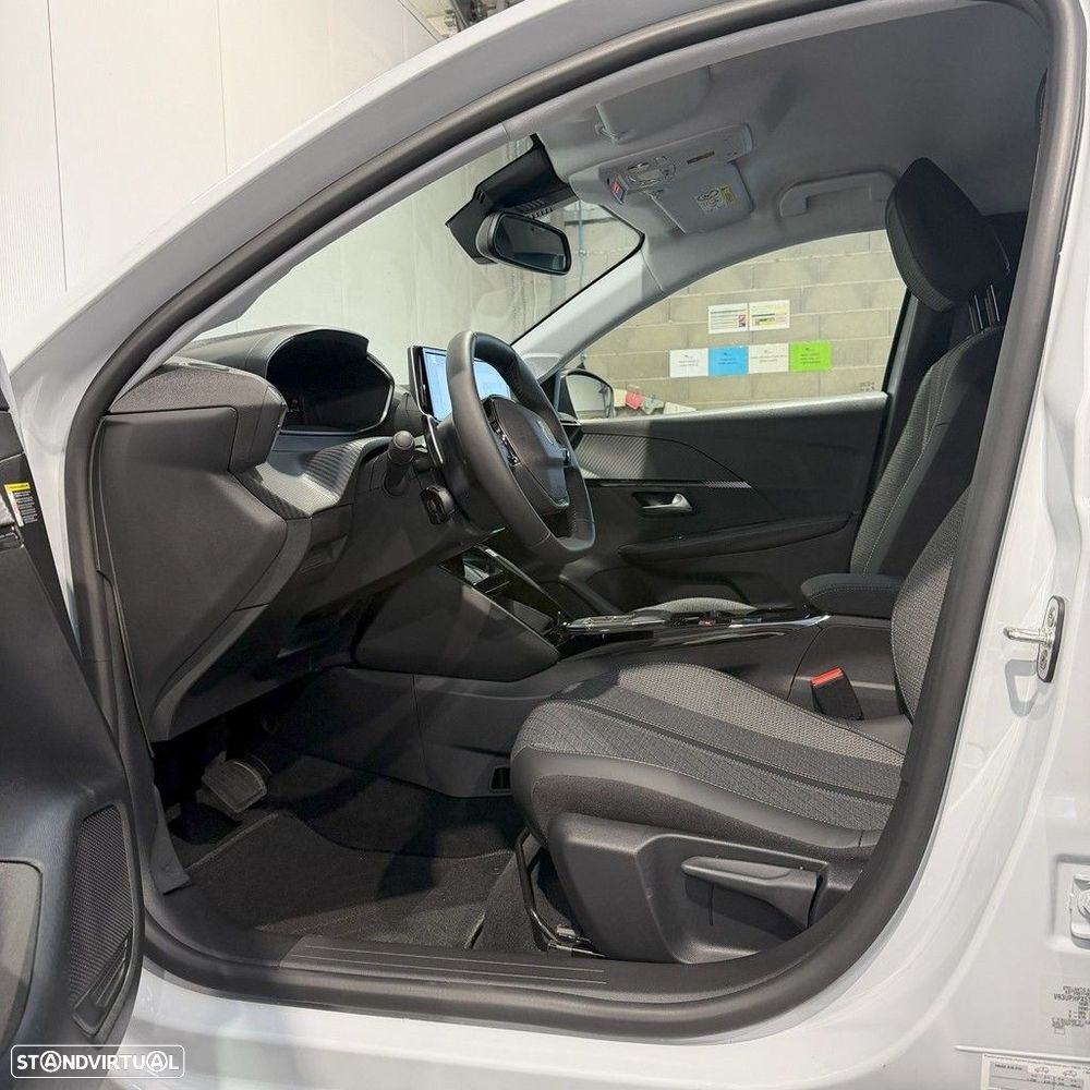 Peugeot 208 1.2 Hybrid Allure e-DCS6 - 9