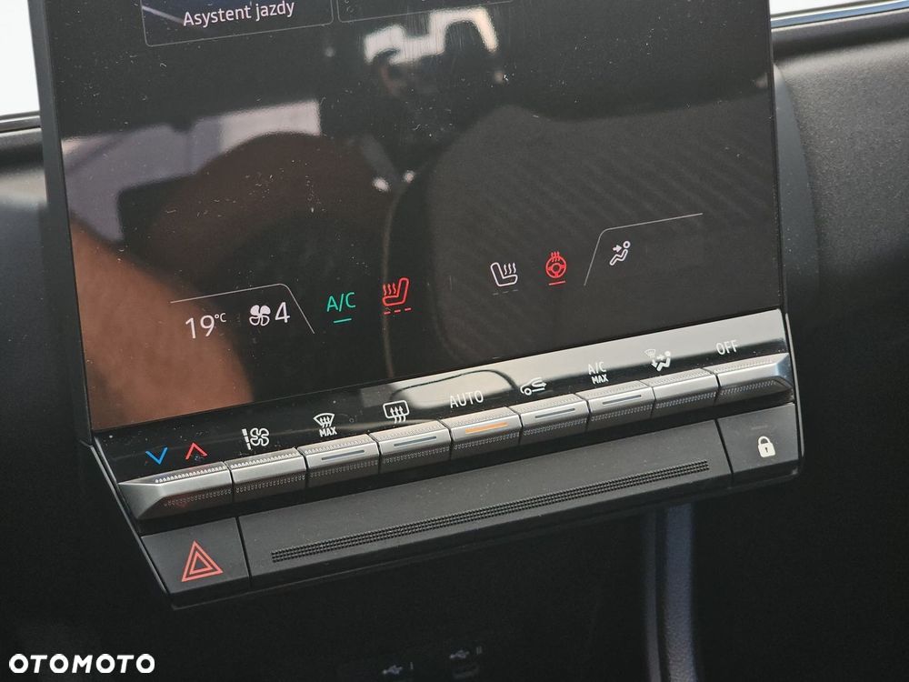 Renault Captur - 24