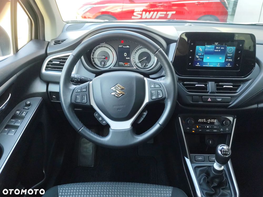 Suzuki SX4 S-Cross 1.4 SHVS Premium - 11