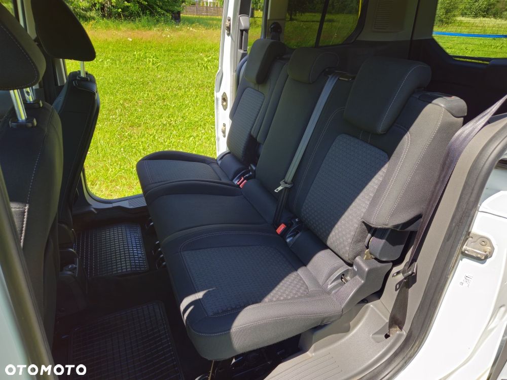 Ford Tourneo Connect Grand - 8