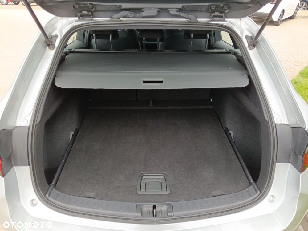 Toyota Corolla 1.8 Hybrid Comfort - 10