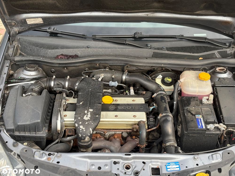 Opel Astra 2.0 Turbo Sport - 12
