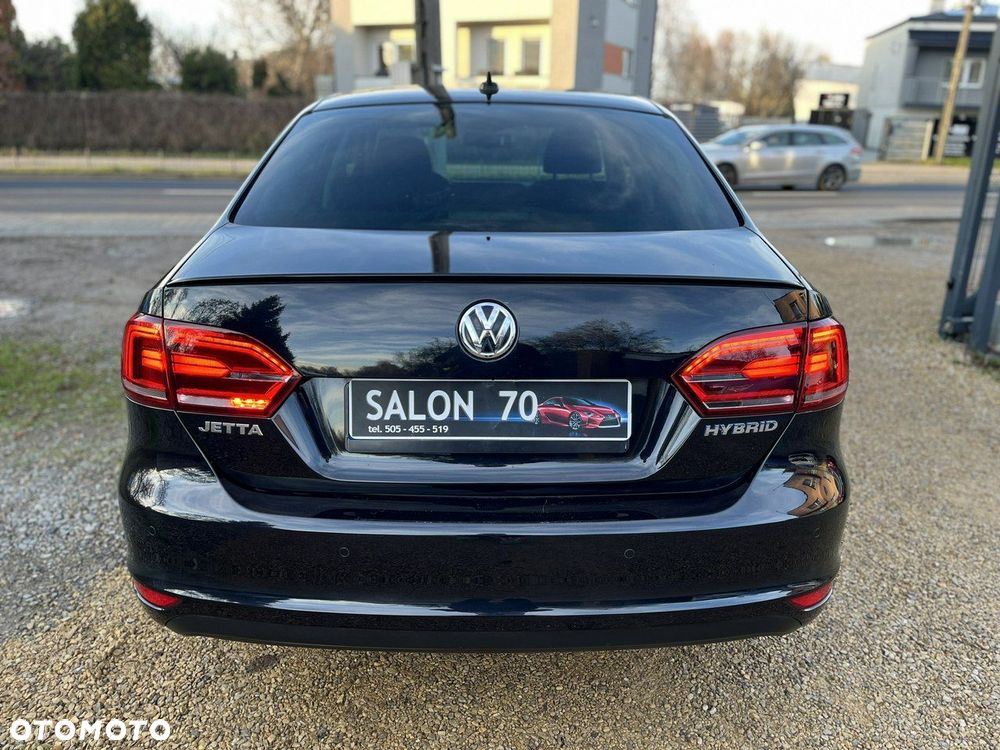 Volkswagen Jetta - 9