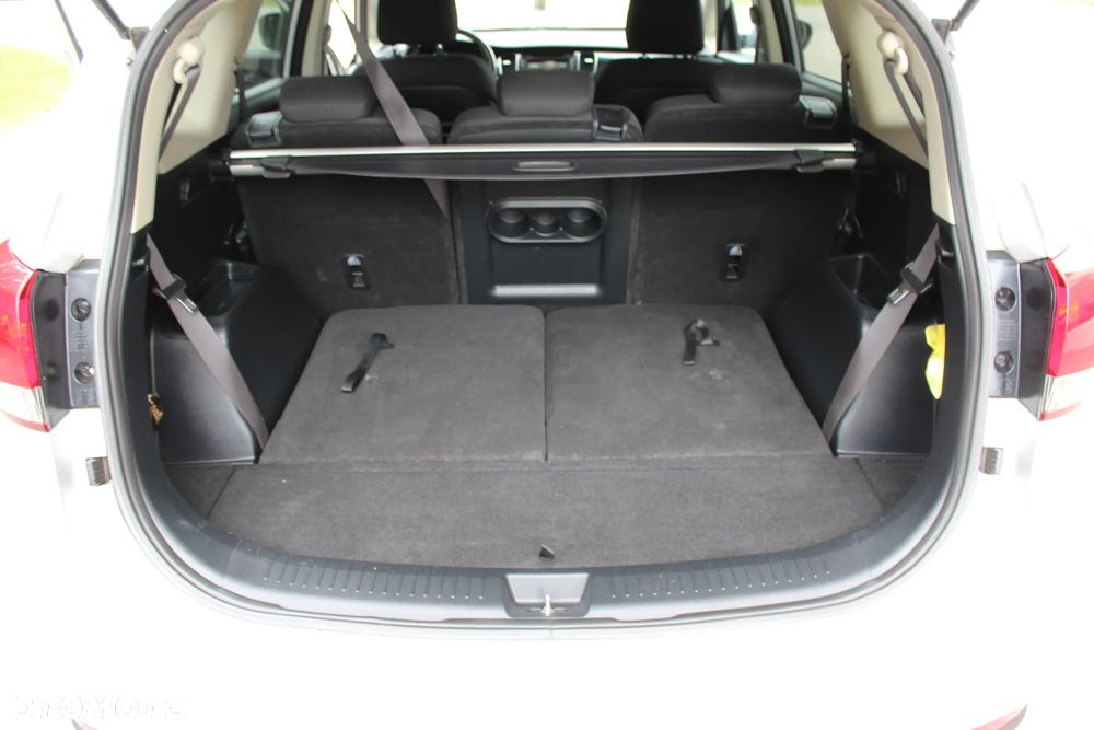 Kia Carens 1.7 CRDi 115 Dream-Team Edition - 21