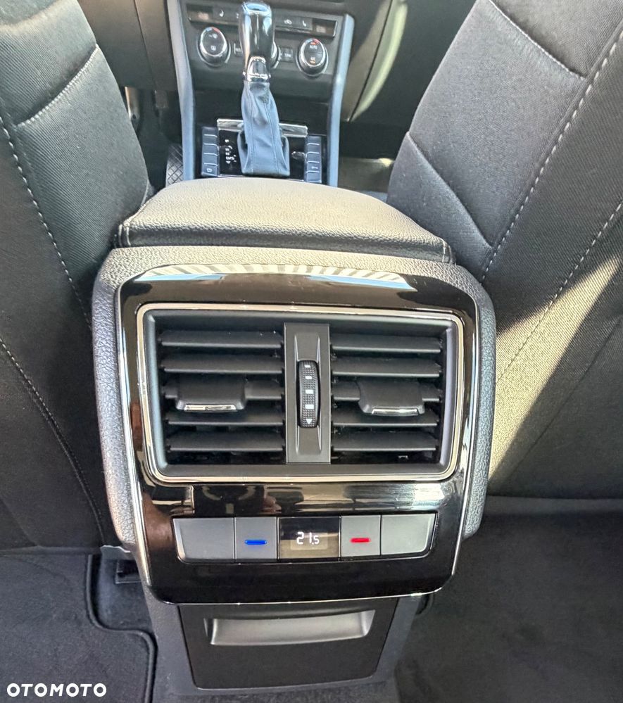Skoda Superb 1.4 TSI ACT Sportline DSG - 21