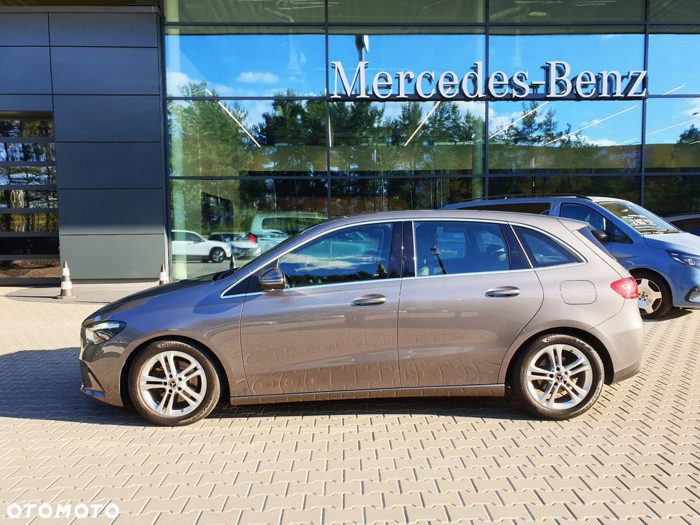 Mercedes-Benz Klasa B 200 d Progressive 8G-DCT - 4