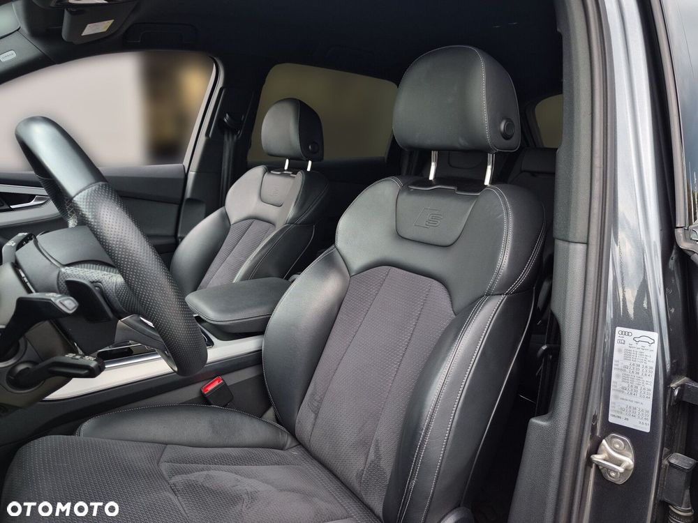 Audi Q7 - 15