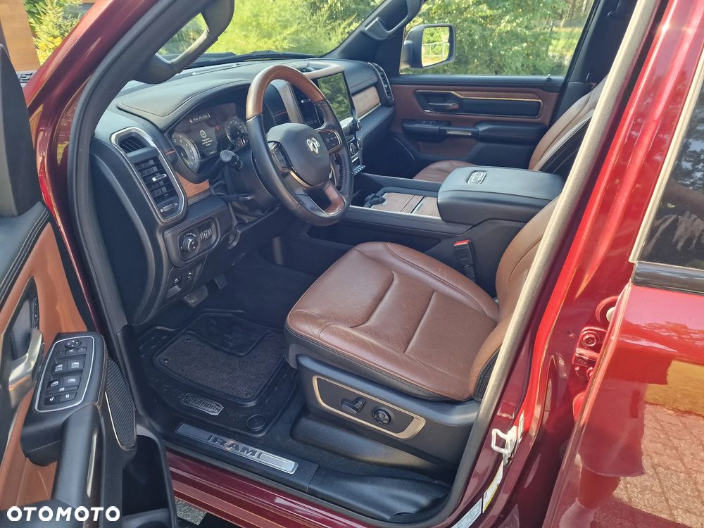 RAM 1500 Crew Cab Longhorn - 3